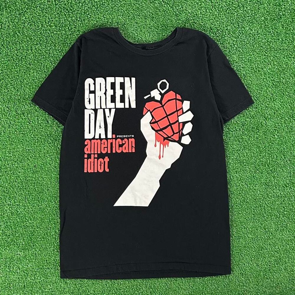 2000s green day band tee